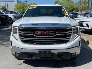Used 2024 GMC Sierra 1500 SLT AWD/4WD video 2