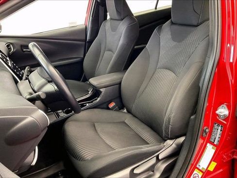 Used 2020 Toyota Prius Prime LE FWD image 18
