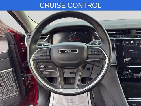 Used 2021 Jeep Grand Cherokee L Limited AWD/4WD image 6