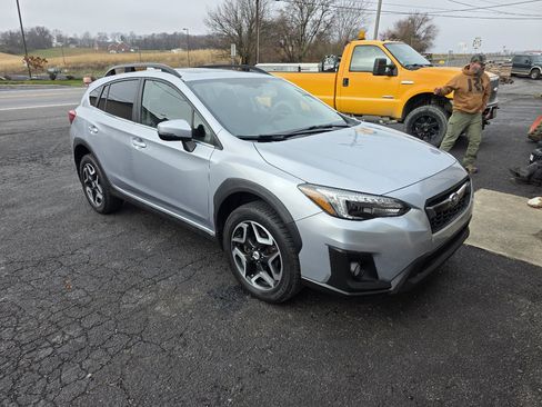 Used 2018 Subaru Crosstrek 2.0i Limited image 3