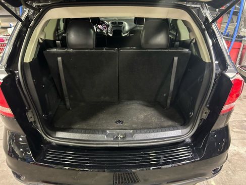 Used 2015 Dodge Journey SXT w/ Flexible Seating Group image 51