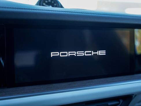 Used 2026 Porsche Cayenne GTS image 16