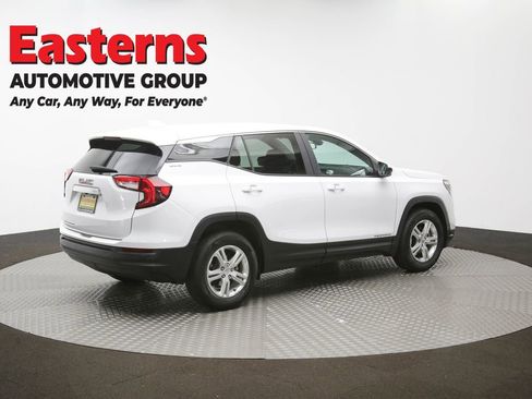 Used 2024 GMC Terrain SLE image 43