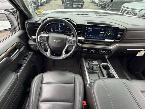 Certified 2023 Chevrolet Silverado 1500 RST w/ Redline Edition image 14