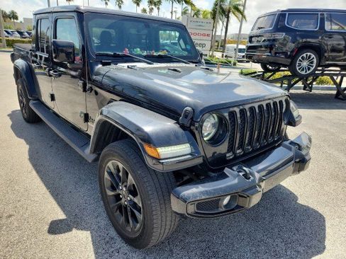 Used 2021 Jeep Gladiator Overland image 3
