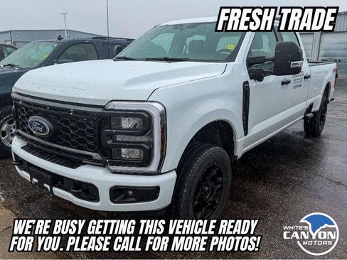 Used 2025 Ford F250 XL w/ STX Appearance Package image 4