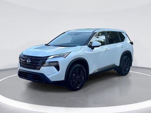 New 2026 Nissan Rogue SV FWD image 1