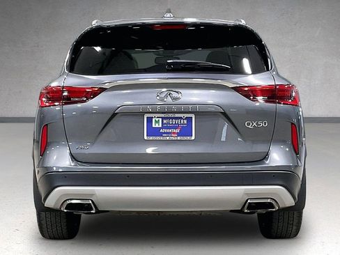 Used 2022 INFINITI QX50 Sensory w/ Cargo Package AWD/4WD image 5