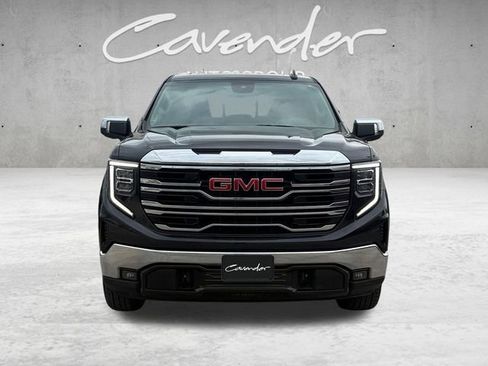 Used 2022 GMC Sierra 1500 SLT w/ SLT Convenience Package image 18