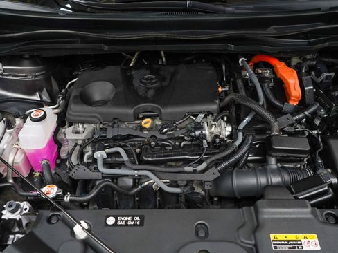 Used 2024 Toyota Sienna Limited AWD/4WD image 32