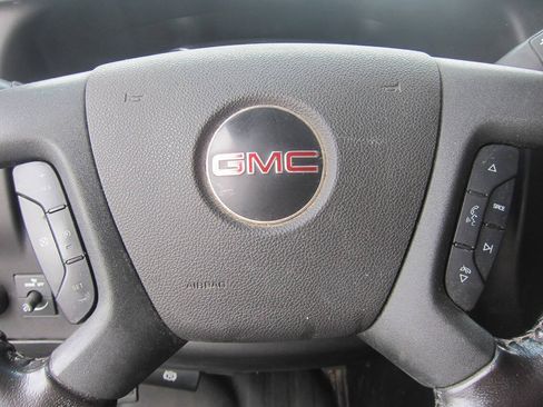 Used 2021 GMC Savana 2500 w/ Driver Convenience Package RWD image 9