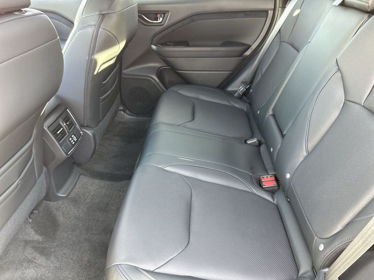 New 2026 Subaru Forester Limited AWD/4WD image 13