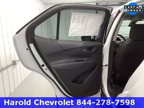 Used 2022 Chevrolet Equinox LT image 12