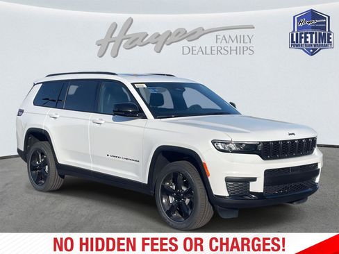 New 2025 Jeep Grand Cherokee L Altitude image 2