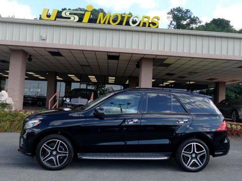 Used 2017 Mercedes-Benz GLE 400 4MATIC image 24