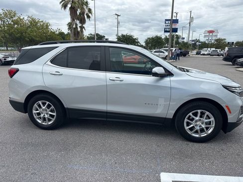Used 2022 Chevrolet Equinox LT FWD image 8