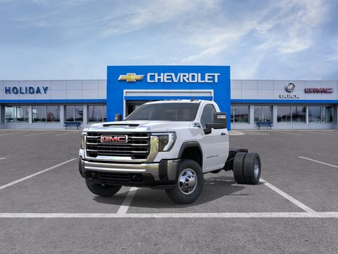 New 2026 GMC Sierra 3500 Pro AWD/4WD image 11