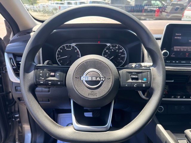 Used 2022 Nissan Rogue SV FWD image 23