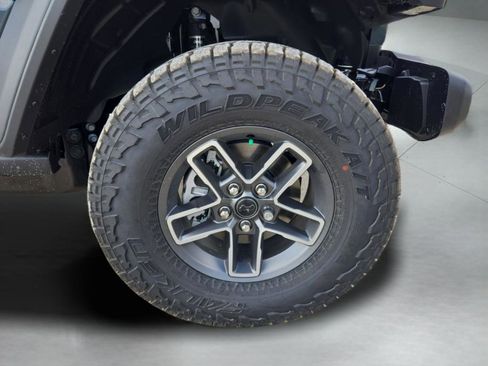 New 2026 Jeep Gladiator Mojave AWD/4WD image 33