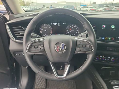 Used 2023 Buick Envision Avenir image 31