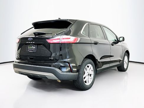 Used 2024 Ford Edge SEL image 9