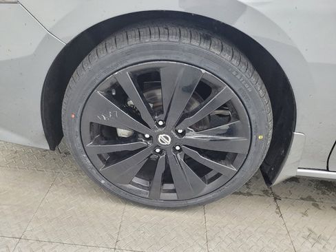 Used 2022 Nissan Altima 2.5 SR w/ Midnight Edition Package image 31