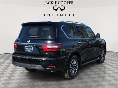 Used 2024 Nissan Armada SL image 5