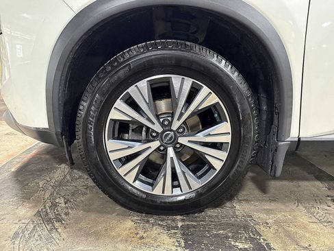 Used 2022 Nissan Rogue SV AWD/4WD image 10