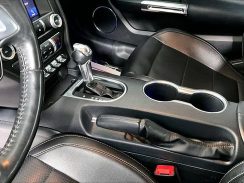 Used 2021 Ford Mustang Premium RWD image 17