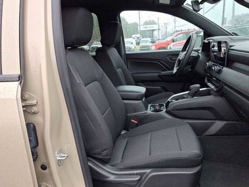 Used 2024 Chevrolet Colorado Trail Boss image 32