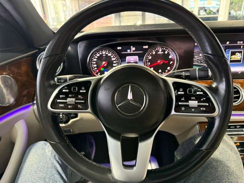 Used 2019 Mercedes-Benz E 450 4MATIC Sedan w/ Premium Package image 12