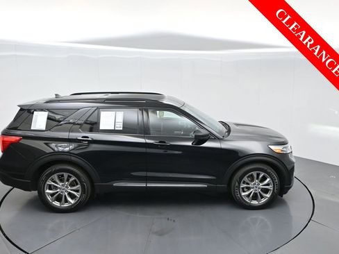 Used 2022 Ford Explorer XLT w/ Equipment Group 202A image 60