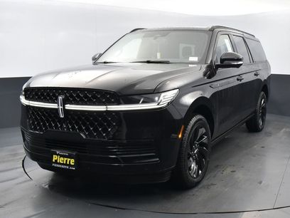 New 2025 Lincoln Navigator L Reserve w/ Jet Appearance Package