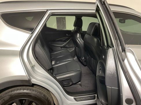 Used 2018 Hyundai Santa Fe Sport image 34