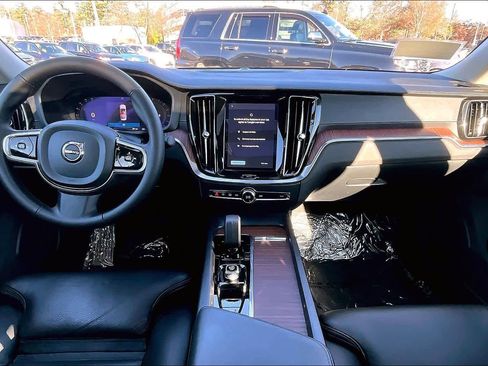 Certified 2024 Volvo S60 B5 Ultimate image 14