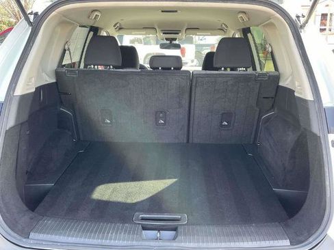 Used 2023 Nissan Rogue SV image 10