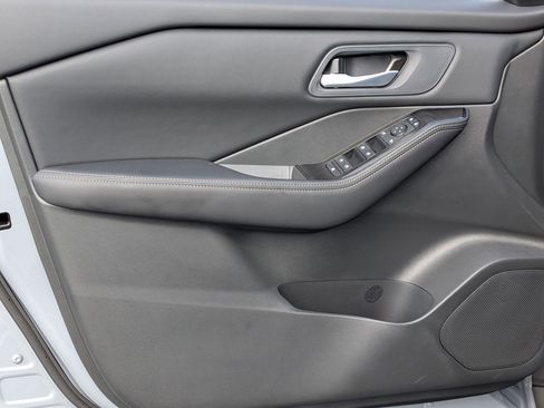 New 2026 Nissan Rogue SV image 12