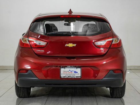Used 2017 Chevrolet Cruze LT w/ Convenience Package image 7