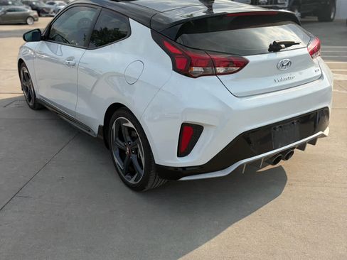 Used 2020 Hyundai Veloster Turbo Ultimate FWD image 2