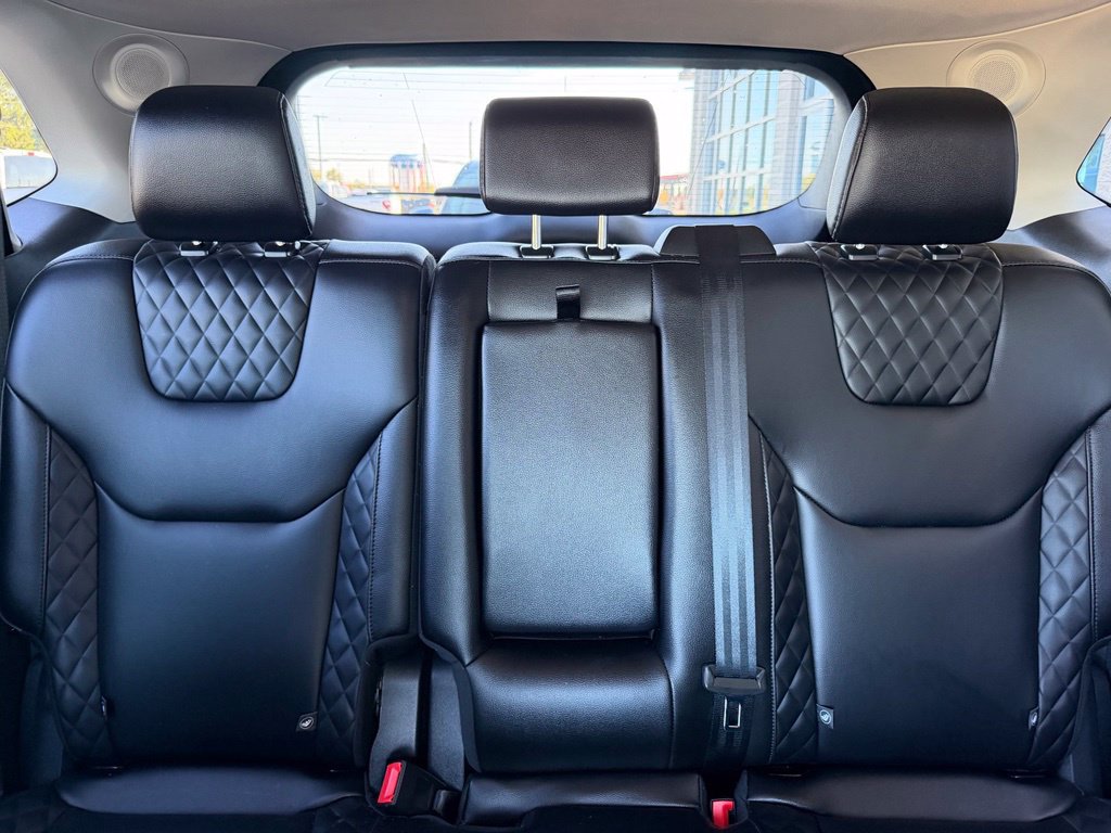 Used 2024 Ford Edge Titanium AWD/4WD image 17