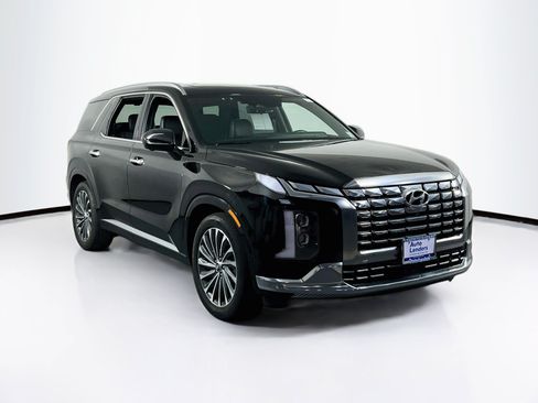 Used 2023 Hyundai Palisade Calligraphy w/ Cargo Package AWD/4WD image 3