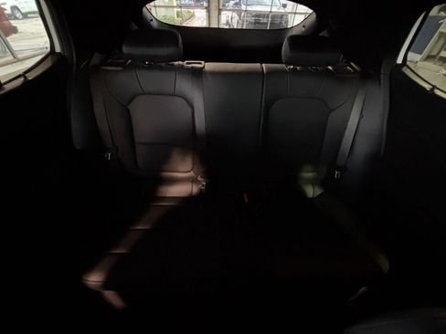 Used 2025 Buick Envista Sport Touring image 37