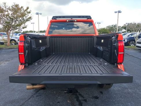 Used 2024 Toyota Tacoma TRD Off-Road w/ TRD Off Road Upgrade Package AWD/4WD image 12