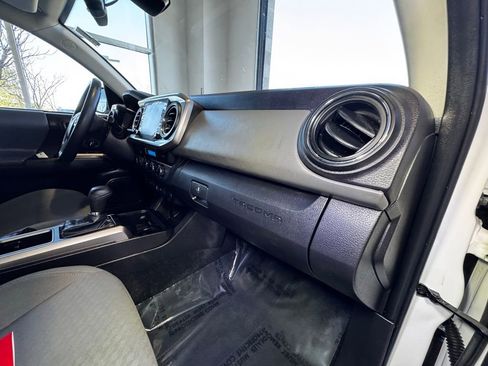 Certified 2023 Toyota Tacoma SR5 image 59