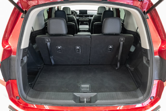 Used 2025 Honda Pilot Touring image 37