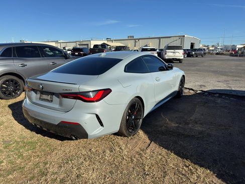 Used 2024 BMW 430i Coupe w/ M Sport Package image 3
