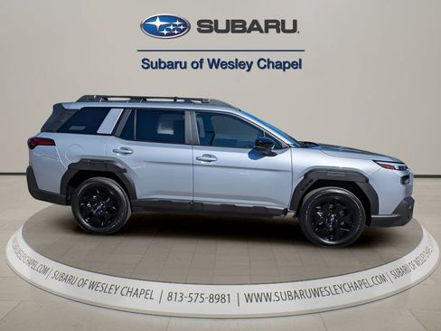 Used 2026 Subaru Outback Limited AWD/4WD image 4