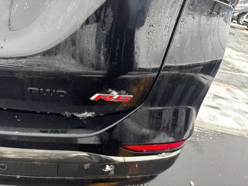 Used 2023 Chevrolet Equinox RS image 3