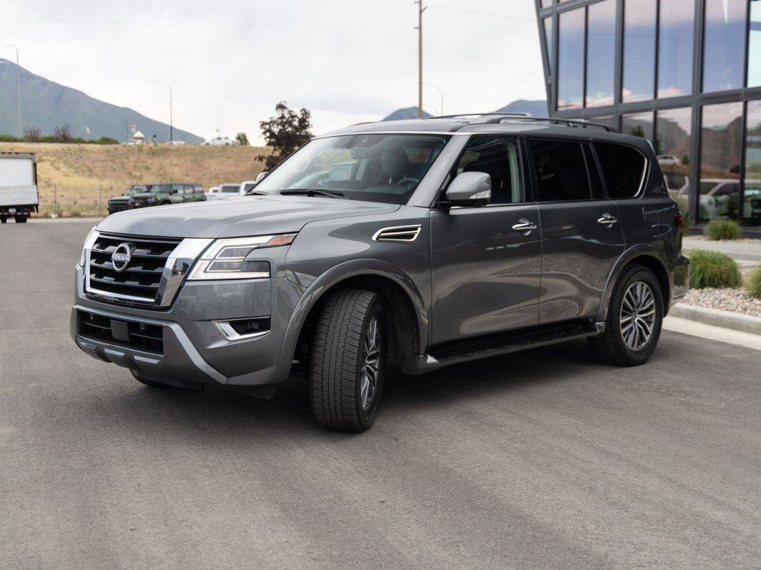 Used 2023 Nissan Armada SL w/ Captain's Chairs Package AWD/4WD image 4