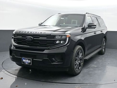 New 2026 Ford Expedition Max Platinum w/ Stealth Appearance Package image 3